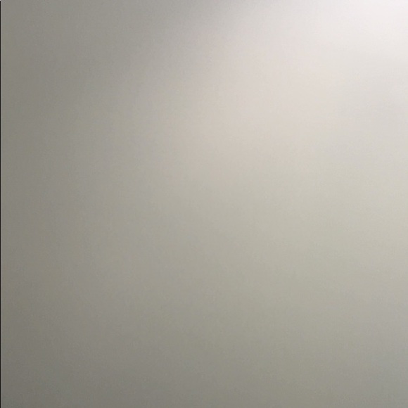 Meet your Posher, Sara - Picture 1 of 1